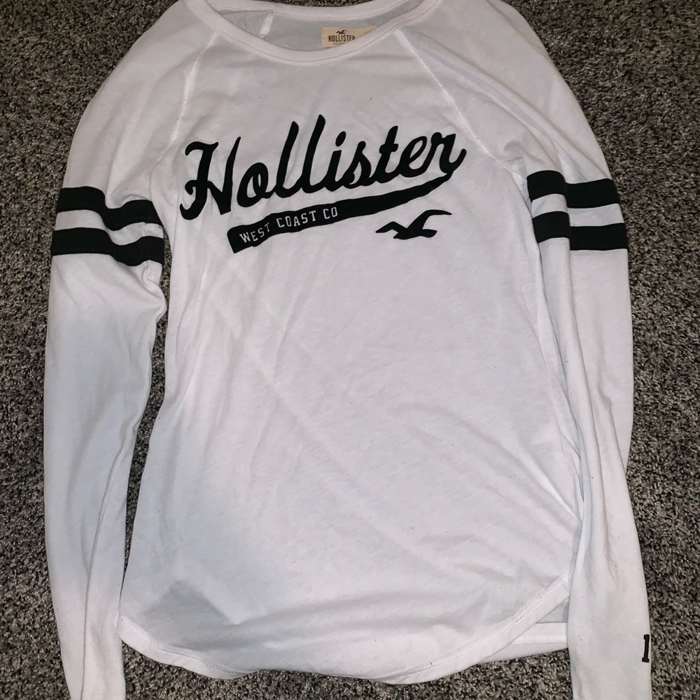 Hollister shirt ❤️